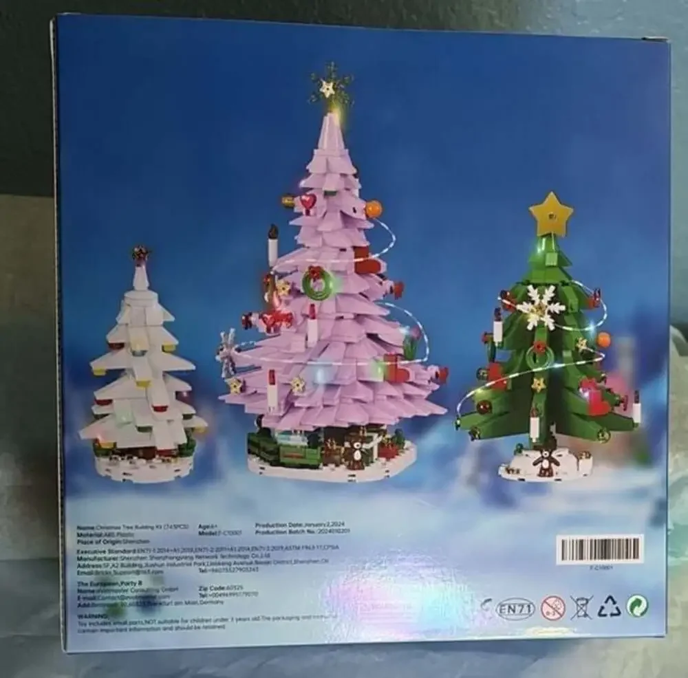 Christmas Tree Building Kit with Lights (743 PCS)